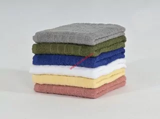 Ručníky SOFT froté, 100% bavlna, 400 g/m2,vel.50x100cm,vetkávaný vzor čtverečků 2023